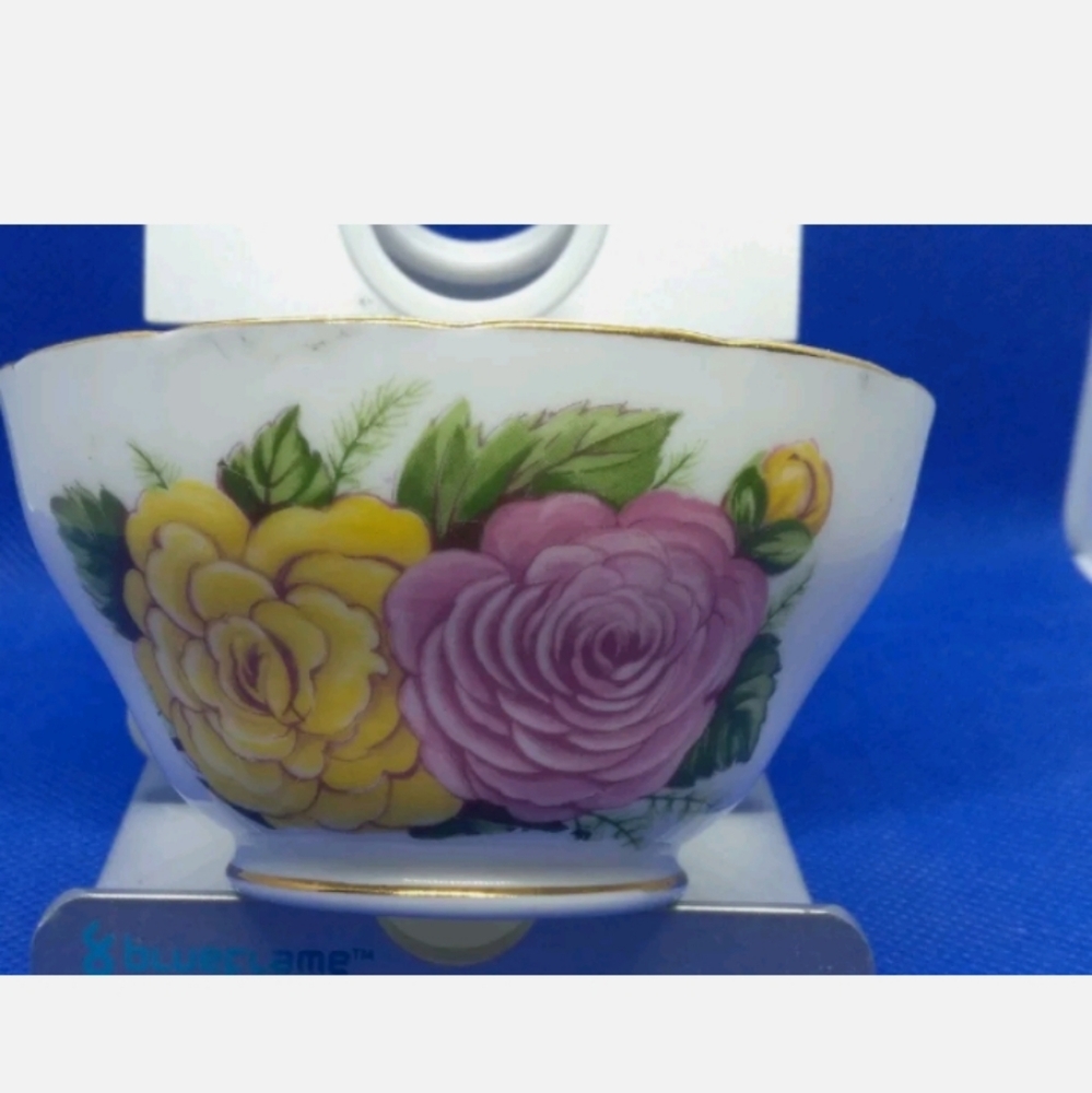 Crownford Fine Bone China England Sugar Bowl with